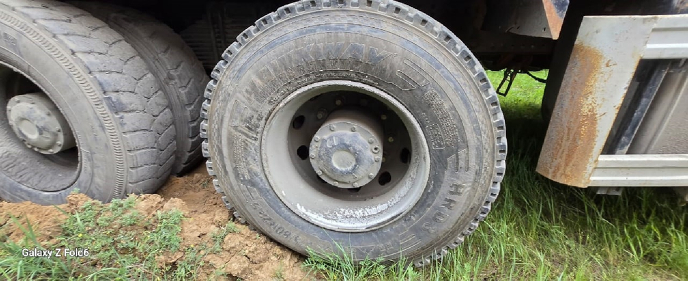 Shacman (Shaanxi) SX* 8x4 Самосвал SX331863366 (Дизельный, 12,5 л, 544 л.с., МТ)