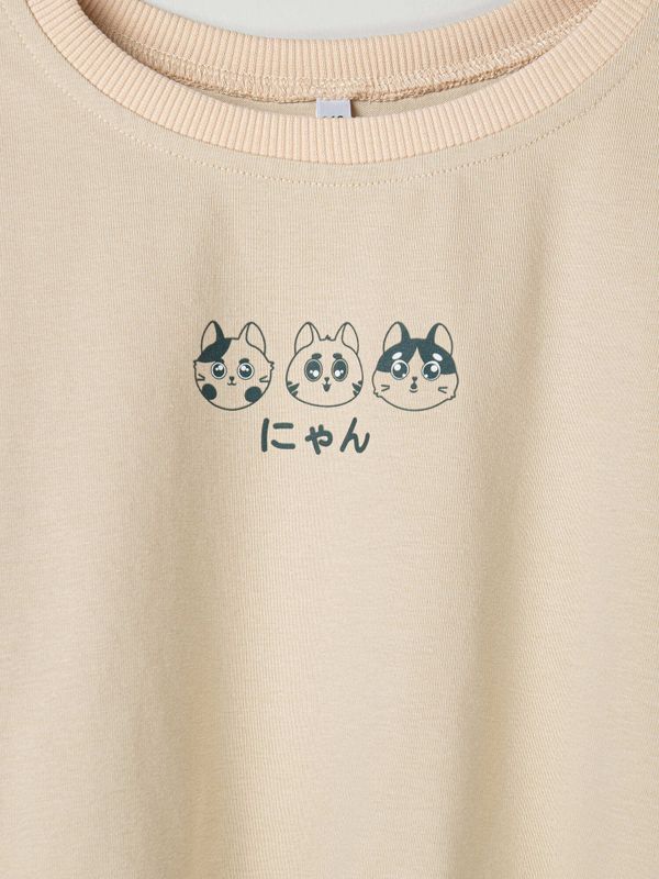 Футболка укороченная 