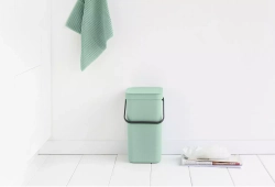 Brabantia - Контейнер для мусора Sort &amp; Go 12л для сортировки Jade Green / артикул   211829  / GTIN 8710755211829