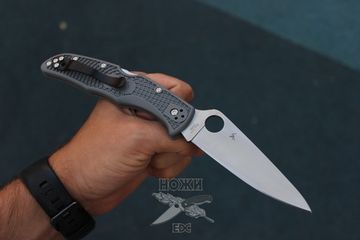 Складной нож Spyderco Endura Flat Ground Grey C10FPGY c клинком из стали VG-10, рукоять FRN
