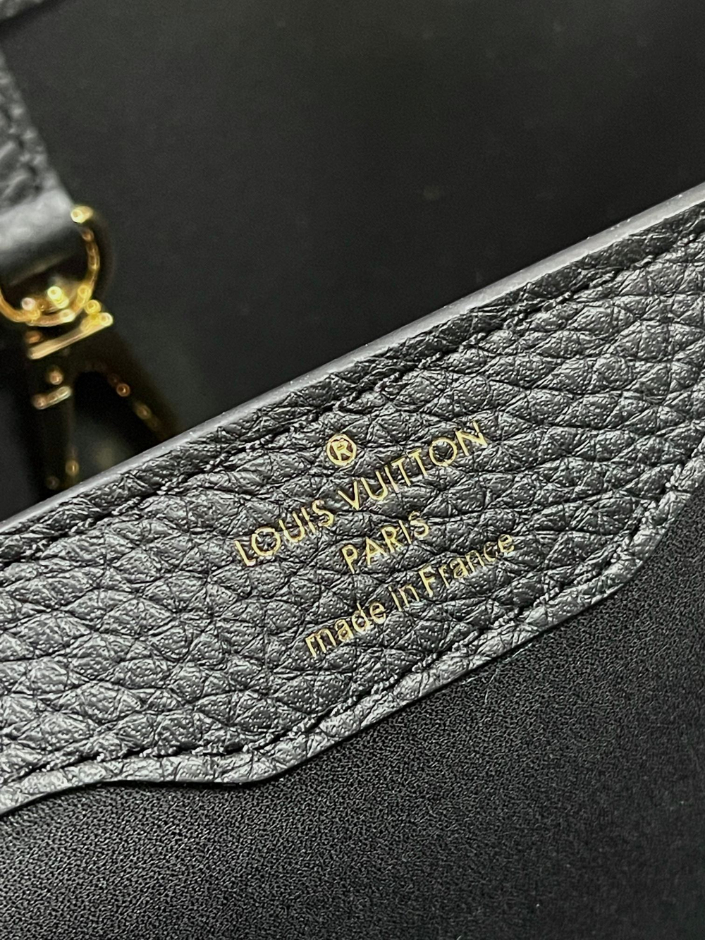 Louis Vuitton Capucines BB