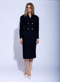 Женский черный элегантный костюм с двубортным жакетом