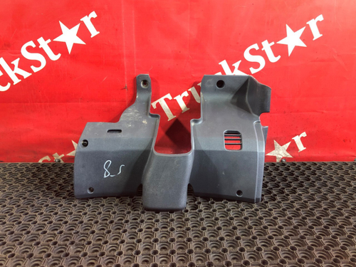 Накладка панели приборов левая