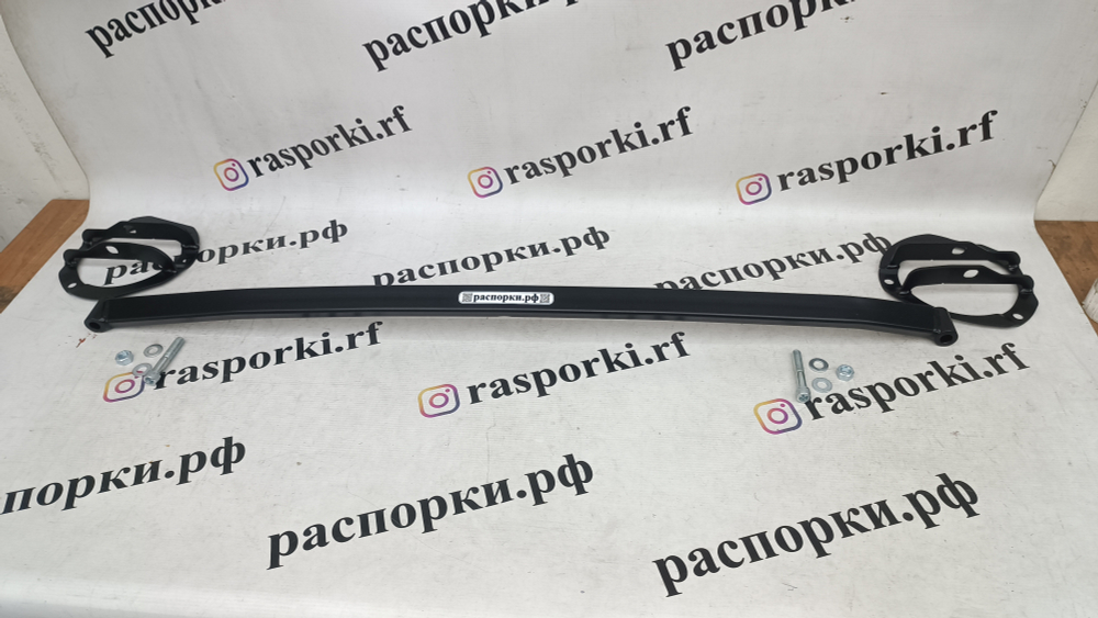 Распорка передних стоек Mercedes-Benz SLK 3 (R172) (ПОД ЗАКАЗ)