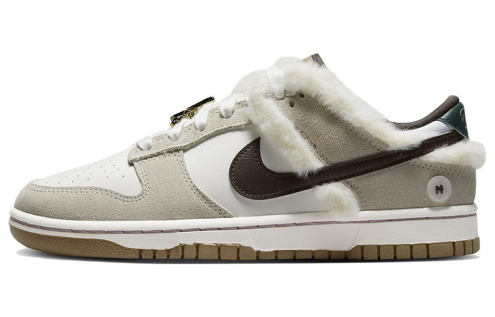 Кроссовки Nike Dunk Low "Fur Bling" (Женская размерная сетка)