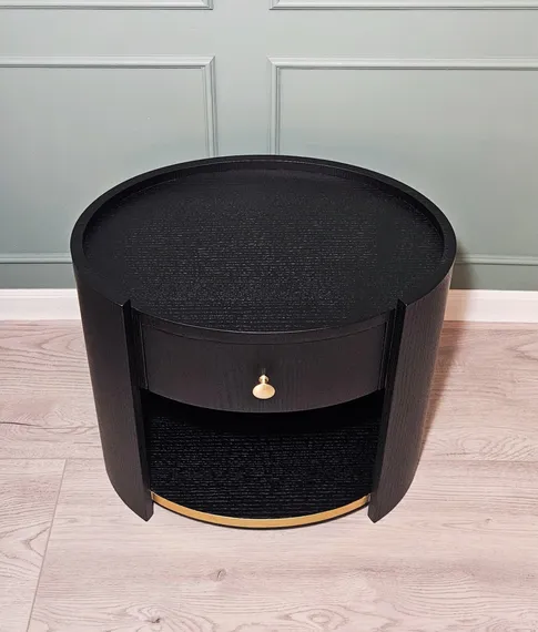 Прикроватная тумбочка 4439 с ящиком и полкой, черная