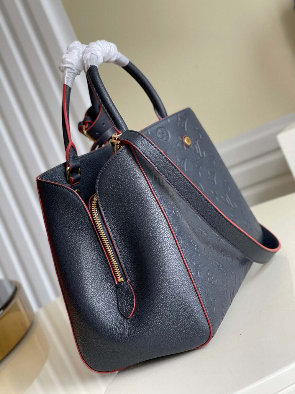 Louis Vuitton Montaigne MM