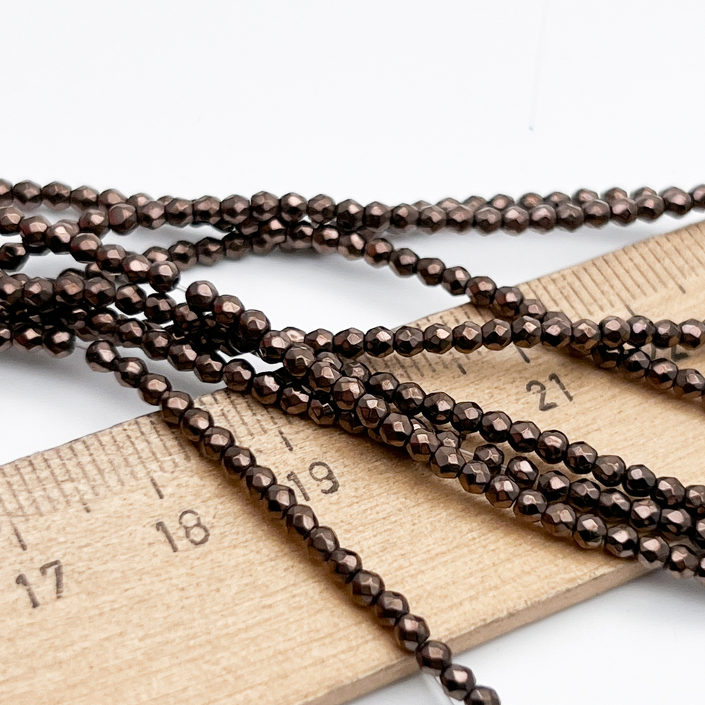 Гематит Шар граненый бусины (имитация), цвет коричневый, размер около 2 мм, цена за нить 180 шт (около 39 см)