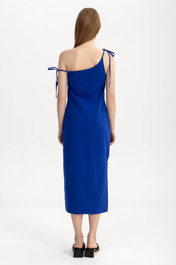 Асимметричное платье