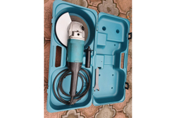 Угловая шлифмашина Makita 9069