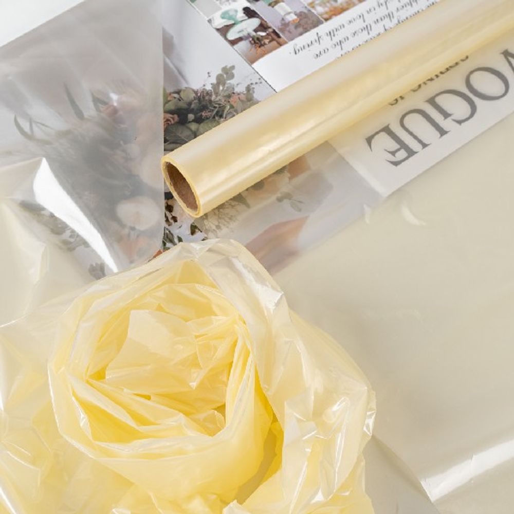 Пленка матовая/глянцевая"Стекло" 56см*10м Кремовая