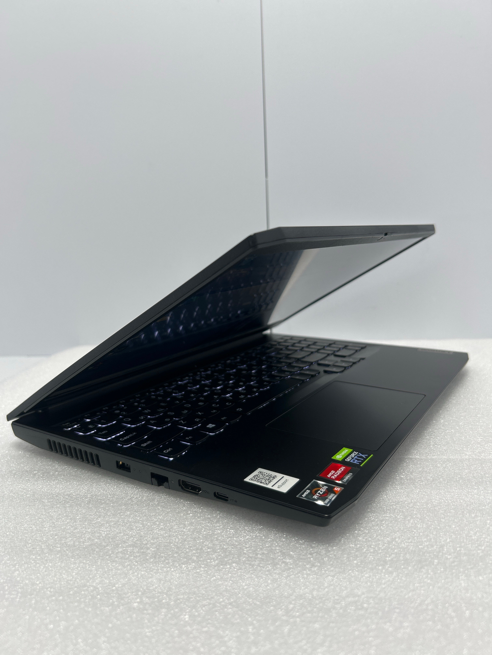 Ноутбук Lenovo IdeaPad Gaming 3 15ACH6 15.6"/AMD Ryzen 5 5600H/RAM 8GB/SSD 256GB/Nvidia RTX3050 4GB/1920*1080/IPS 120Hz/DOS/Подсветка кл-ры: LED/Черный. Состояние: C1