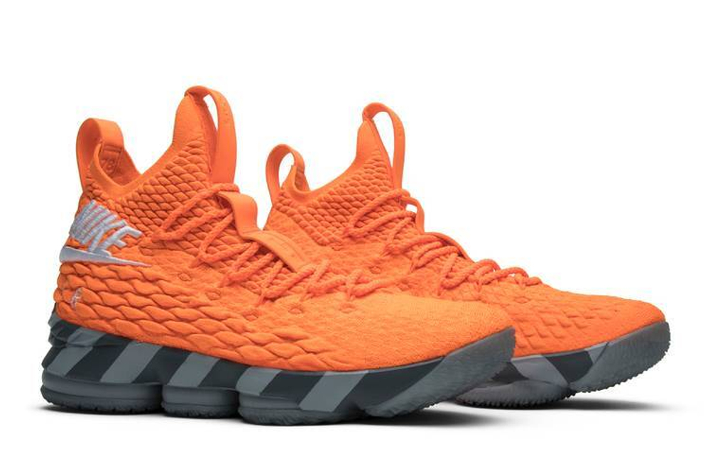 Кроссовки Nike Lebron 15 ''Orange Box'' 15