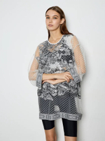 Oversize футболка с вышивкой