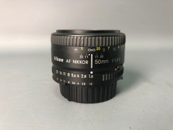 Nikon 50mm f/1.8D AF Nikkor.