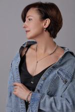 Браслет из серо-зеленого жемчуга 0,6 см на бегунке, оттенок серебро