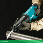 Сабельная пила Makita JR3051TK