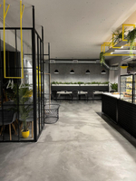 Озеленение искусственными растениями кофейни "Диалог". г.Краснодар