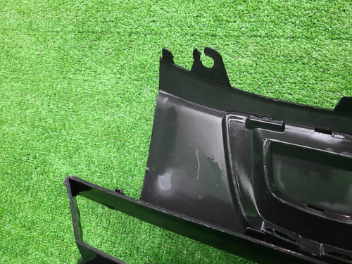 Решетка перед. бампера Mercedes GLC X253 15-19 AMG