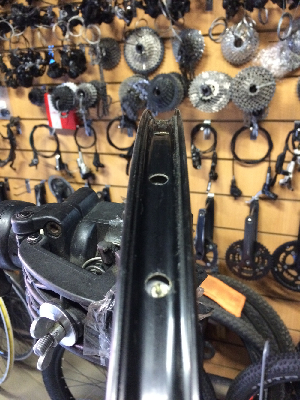 Колесо переднее 27.5" WTB SX19_Shimano HB-TX505