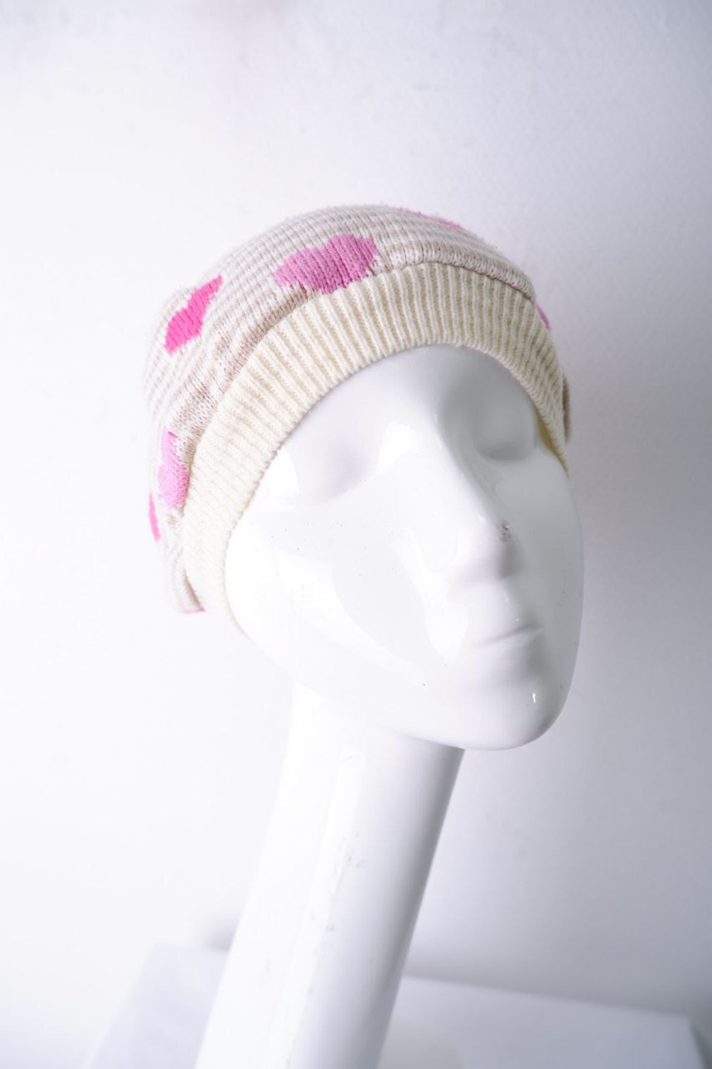 Шапка в сердечко