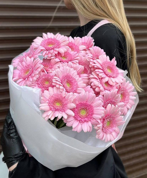 Букет из розовых гербер "Pink Delight"