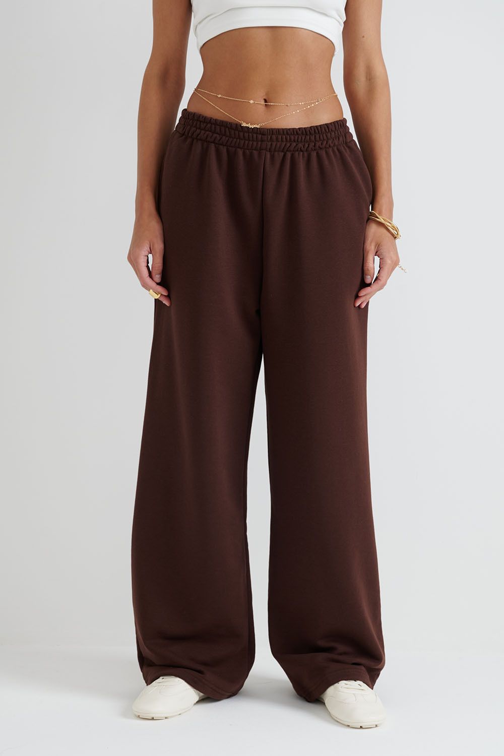 Широкие джоггеры без начеса шоколадного цвета