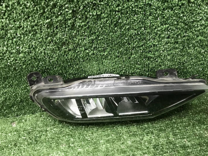 ПТФ правая Volvo XC90 2 (2014-2019) LED
