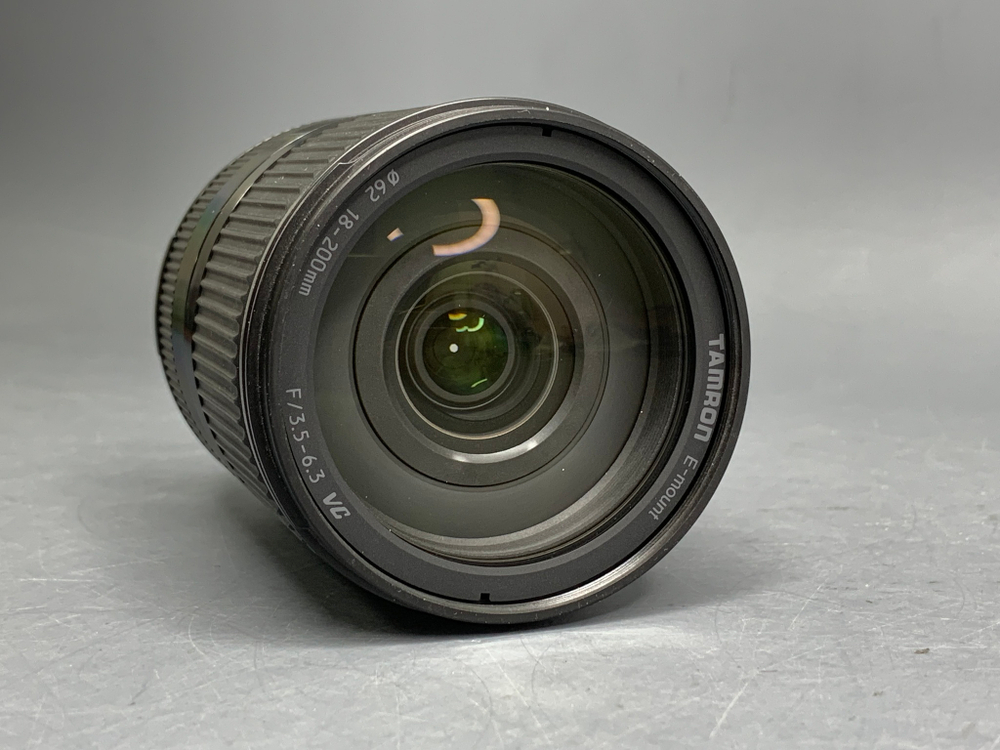 Tamron 18-200mm f/3.5-6.3 Di III VC B011 Sony E