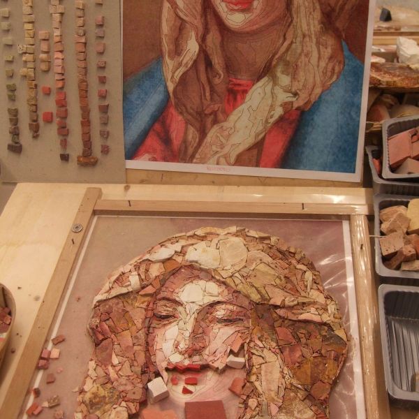 Изображение женщин и женских персонажей в древних и средневековых мозаиках.