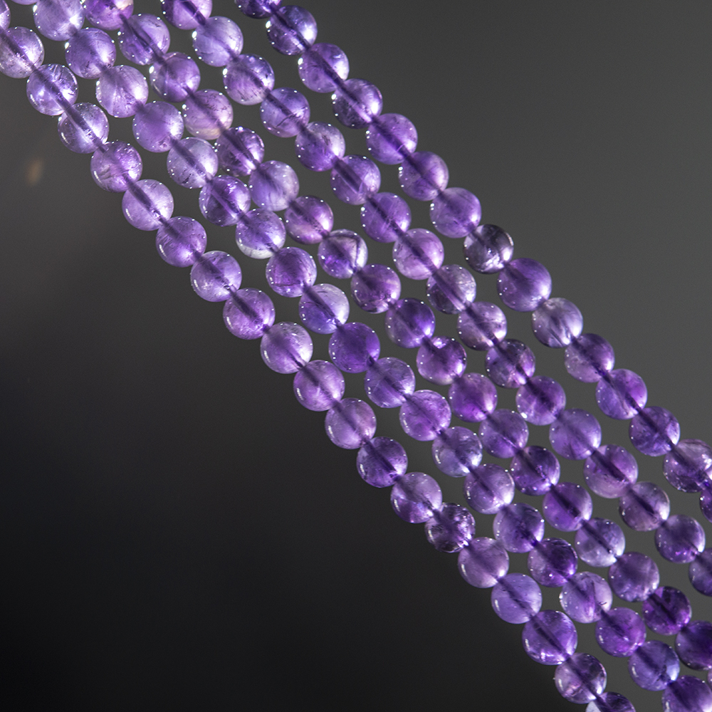 Аметист натуральный, светлый оттенок, 4,6мм, шар