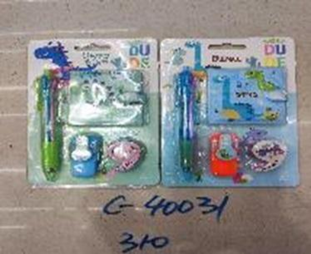 Набор "Динозавр" на блистере: блокнот в ПВХ 42л, ручка 4цв, текстовыделитель