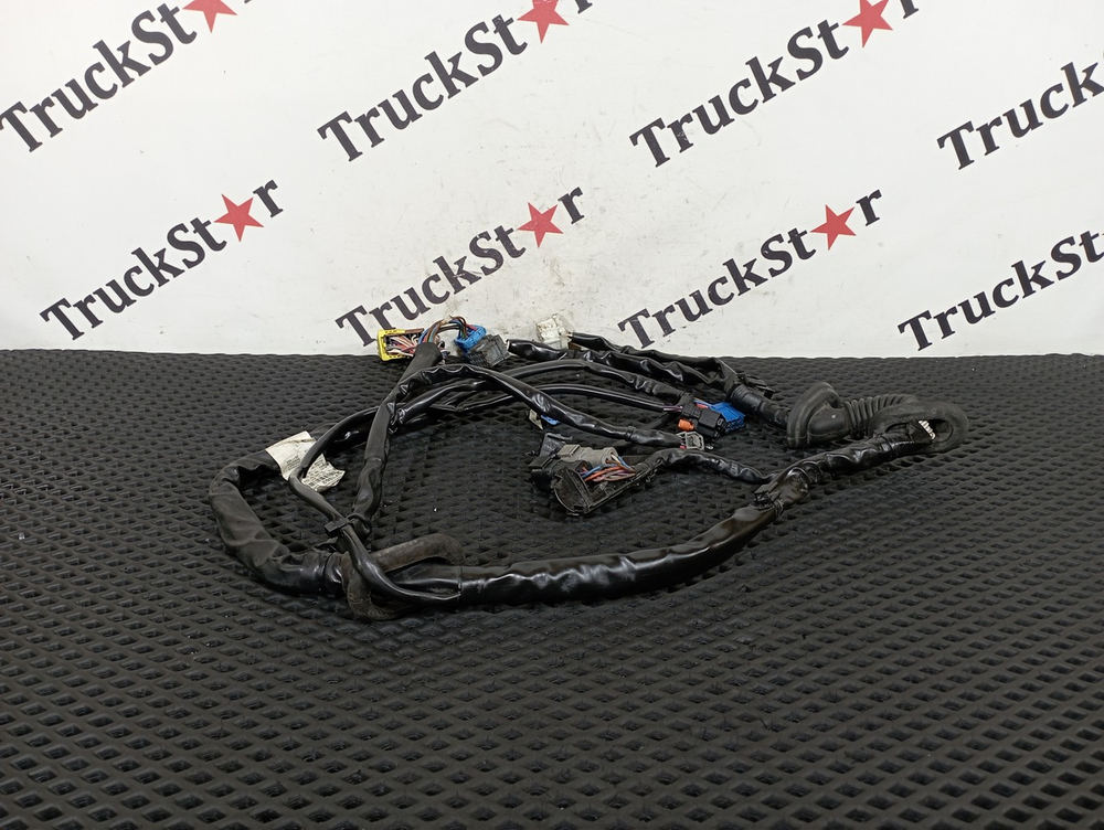 Проводка двери левой 2020г