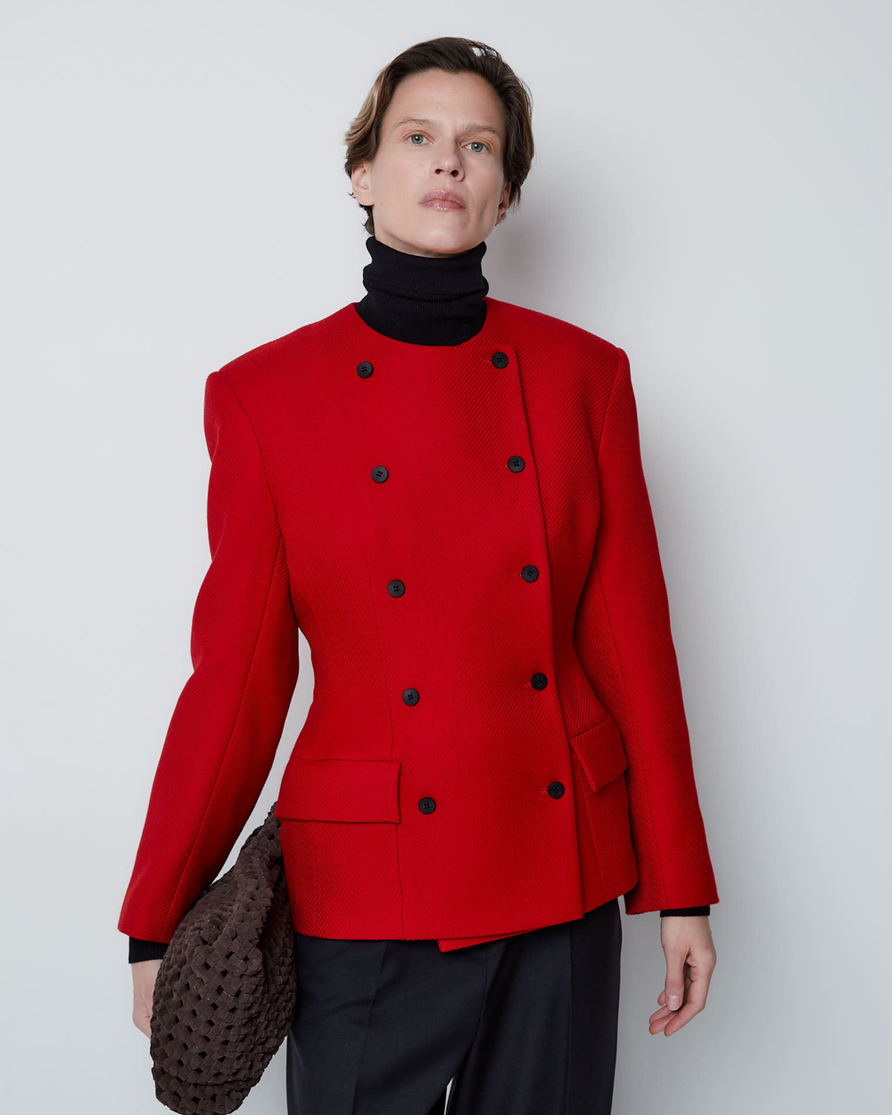 Жакет двубортный приталенный из шерсти красный