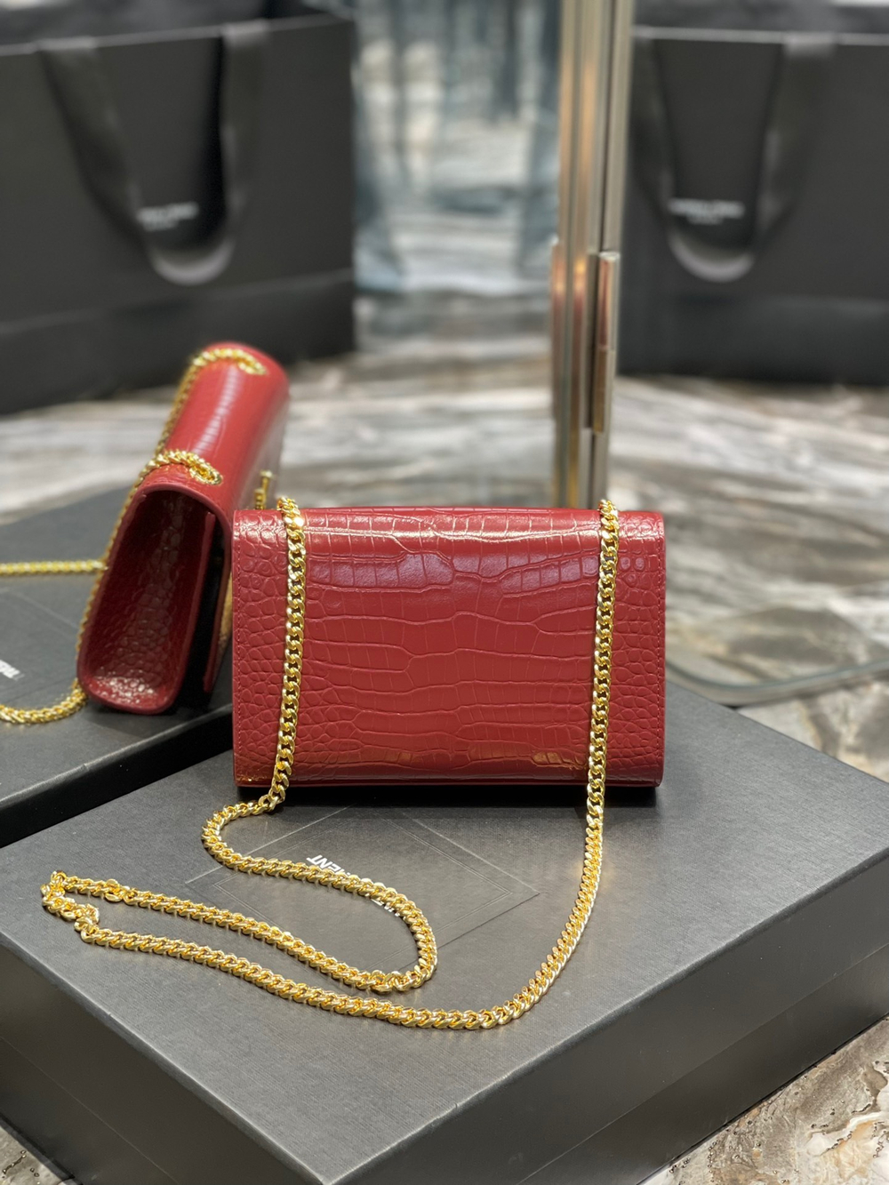Saint Laurent Kate Small Bag 20 cm