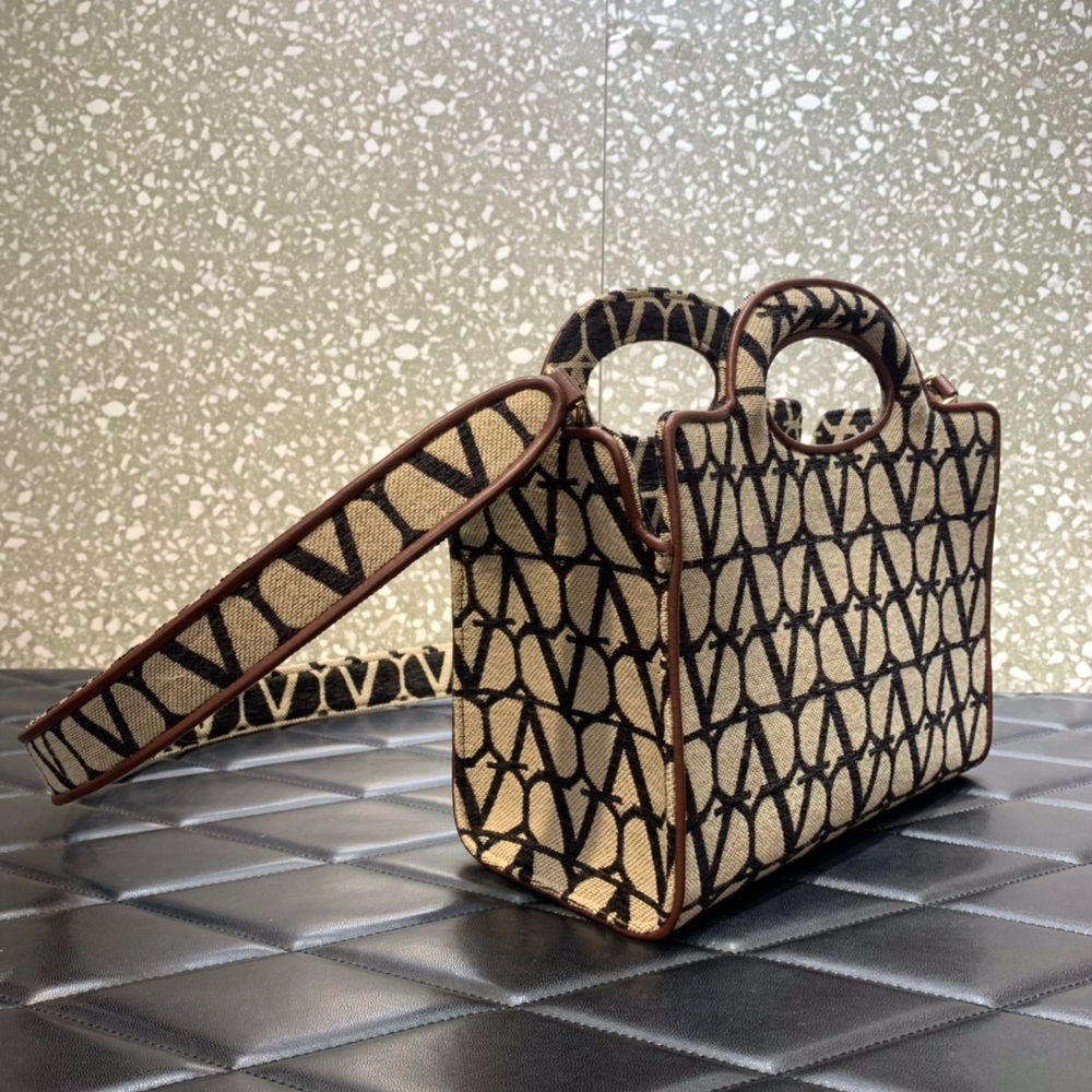 Valentino Le Troisieme Toile Bag 26 cm