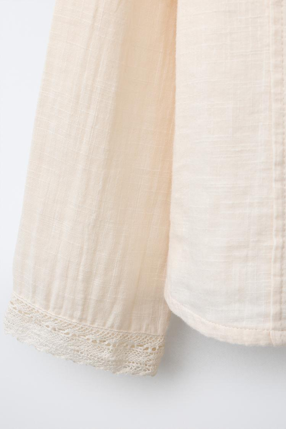 ZARA РУБАШКА С ВЫШИВКОЙ И БУСИНАМИ, ЭКРЮ