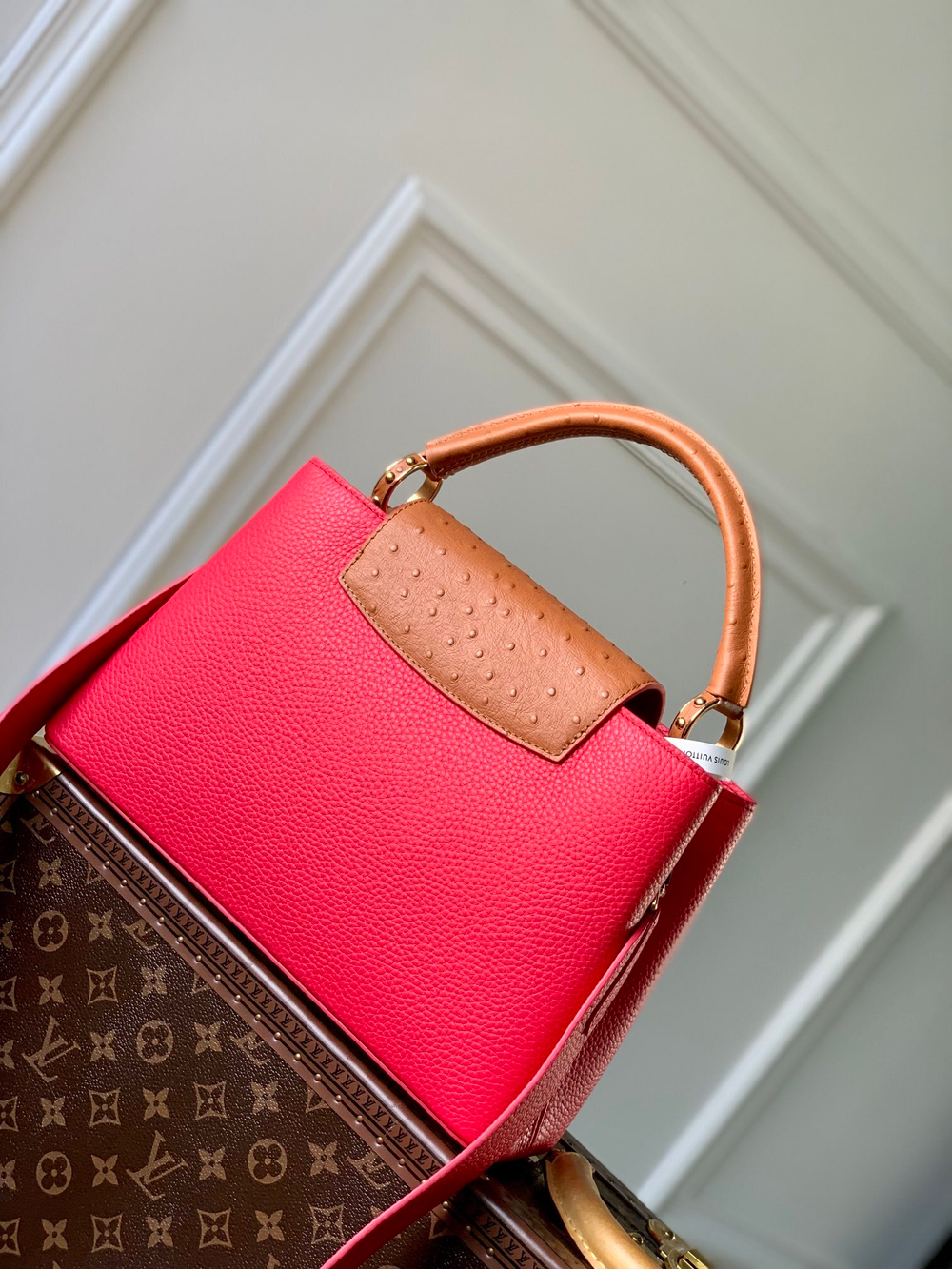 Louis Vuitton Capucines MM