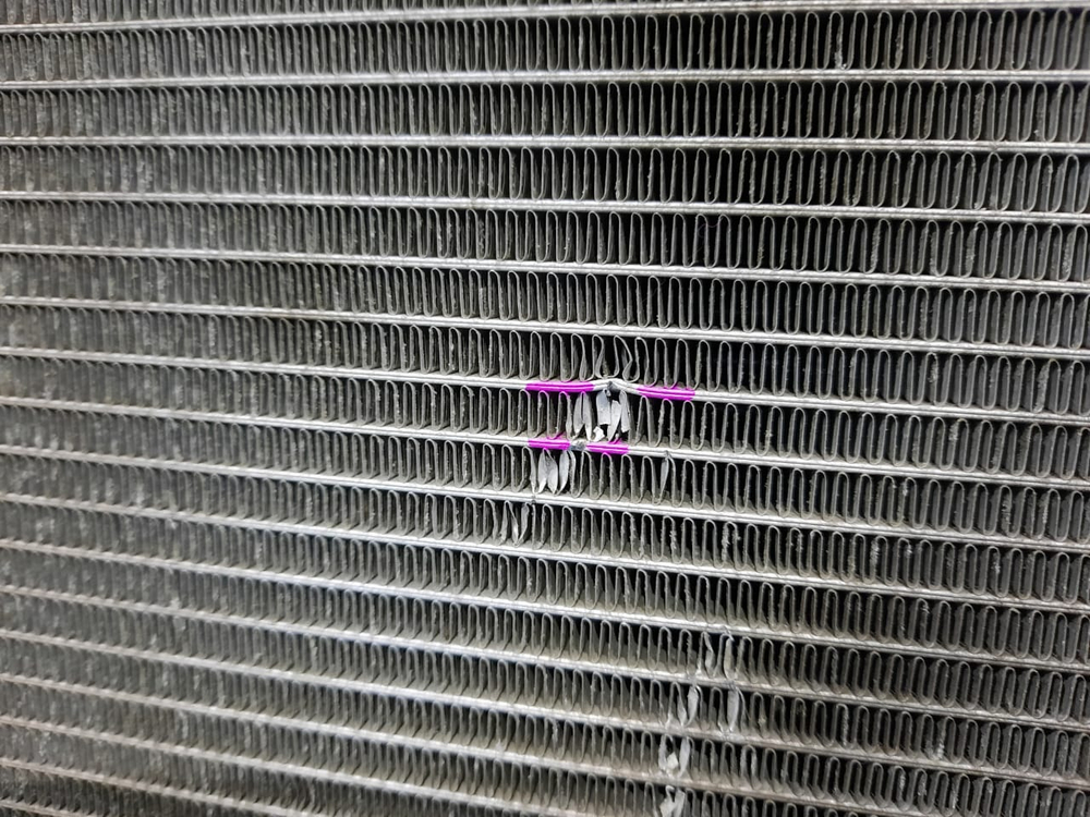 Радиатор кондиционера NISSAN LEAF 2013