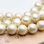 "Майорка" с эффектом фольга, цвет желтый, диаметр 10 мм, цена за 10 шт (1/4 нити)