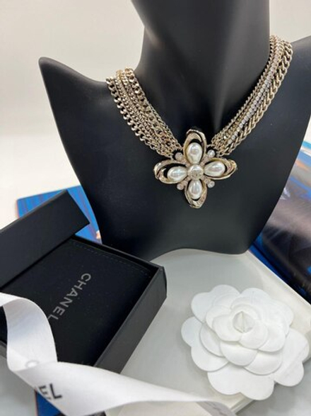 Колье CHANEL