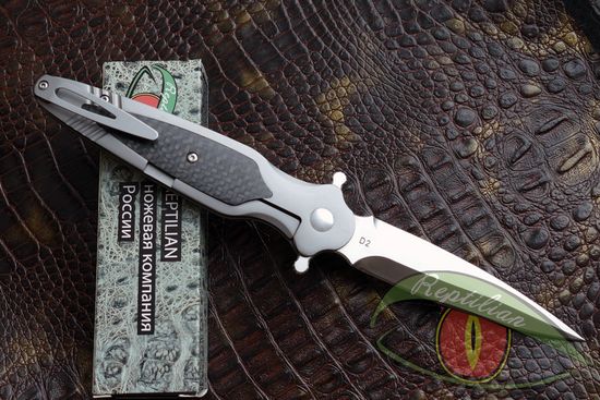 Складной нож REPTILIAN Магистр 1-1 c клинком из стали D2, рукоять карбон