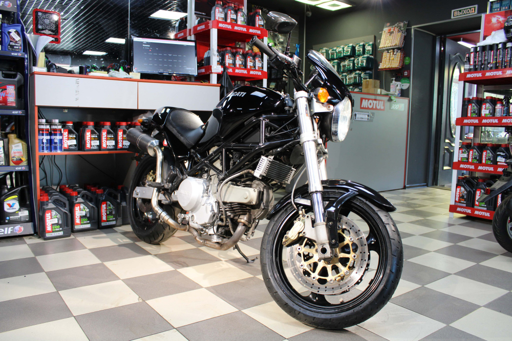 Ducati Monster 400 038145