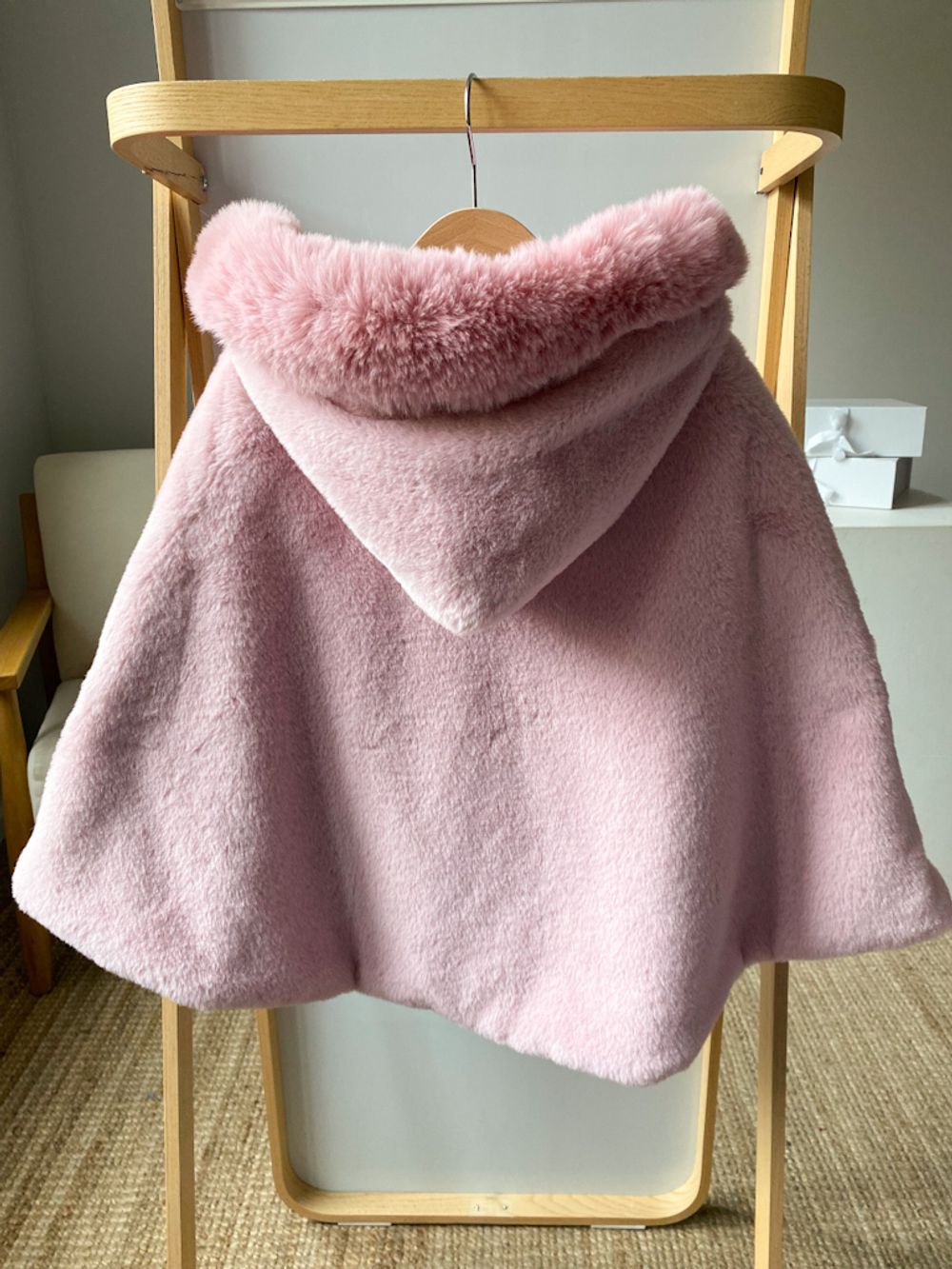 Меховой кейп, 116