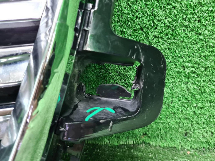 Решетка радиатора Haval Jolion (2021-н.в.)