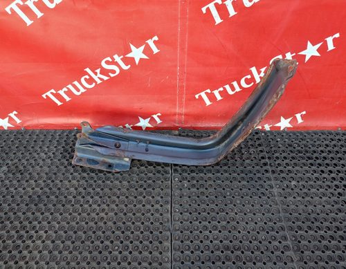 Кронштейн топливного бака