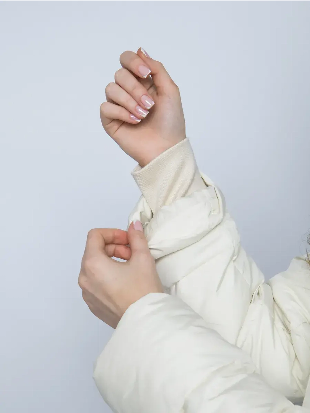 Куртка зимняя удлиненная с капюшоном