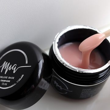 База камуфлирующая Delux champagne Mia 15 мл