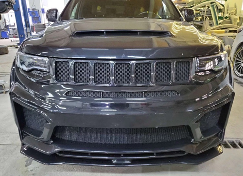 Передний бампер Jeep Grand Cherokee SRT8