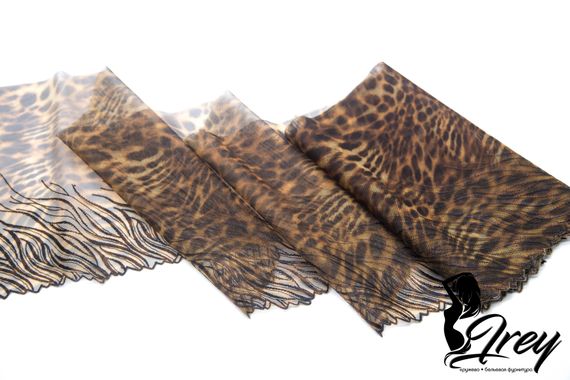 05-76 Вышивка на неэл. сетке 19 см, леопард (левая)